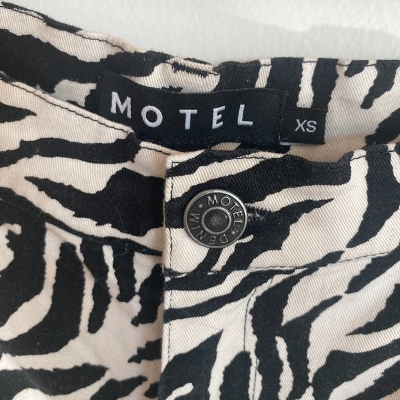 Motel Rocks Zebra pants - Picture 2 of 4